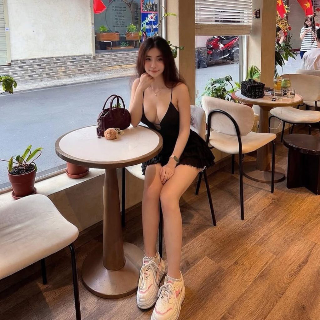 Hình Ảnh Gái Đẹp Tắm Biển Những Màn Trình Diễn Quyến Rũ Làm Say Đắm Giới Trẻ Và Cộng Đồng Mạng Xã Hội